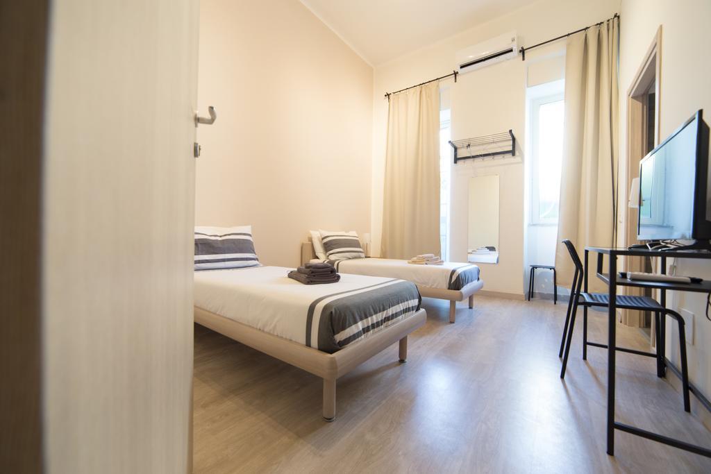 Romano Rooms Catania Esterno foto